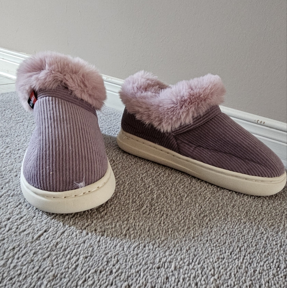 Purple Slippers With Faux Fur Details